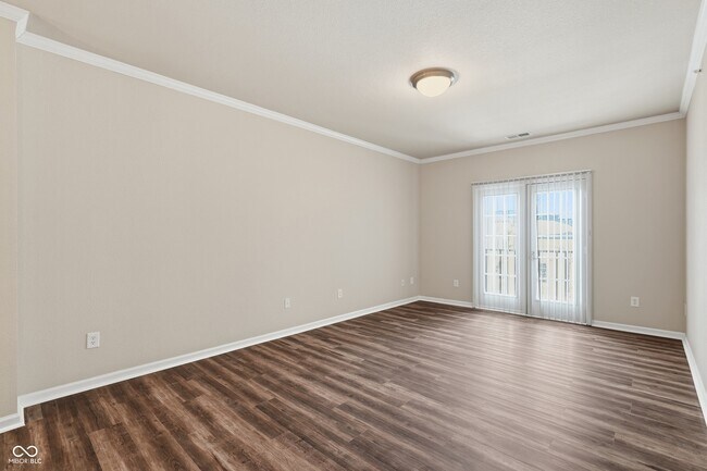 Building Photo - 12833 Tradd St