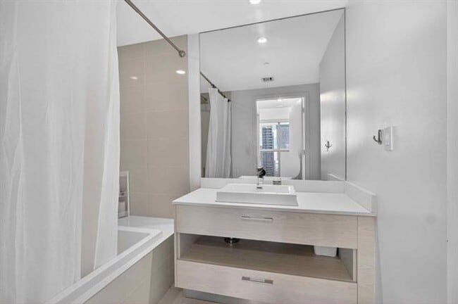 Building Photo - 55 SW 9th St