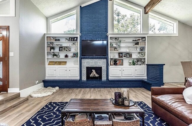 Building Photo - 3610 Lonniewood Dr