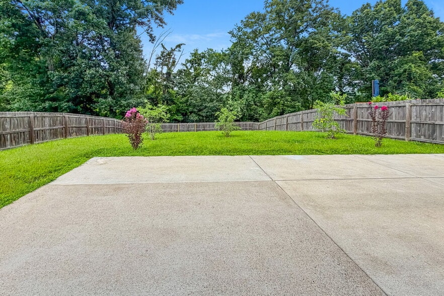 Building Photo - 2653 Jordan Ridge Dr