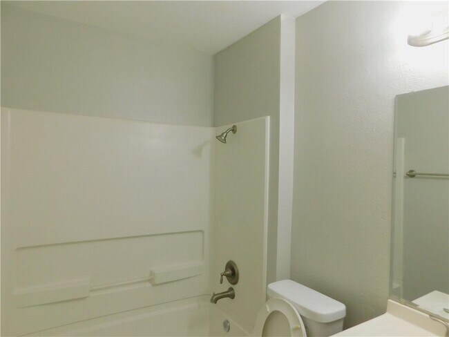 Building Photo - 11310 Walnut Ridge Dr