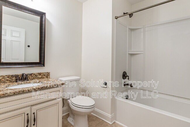 Building Photo - 76 Molly Bright Ln