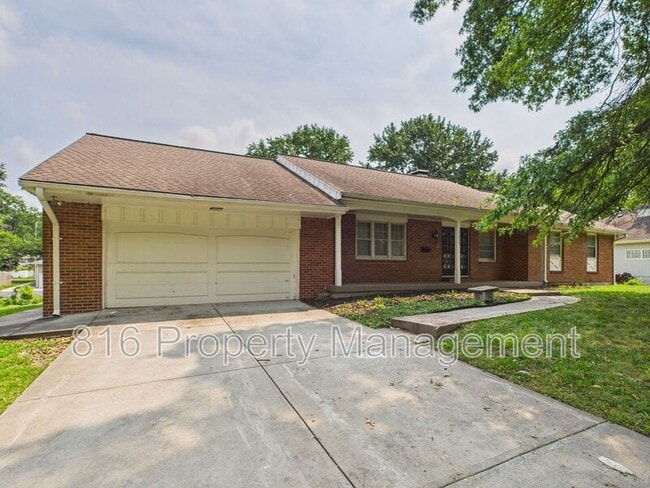Building Photo - 3233 Shady Bend Dr