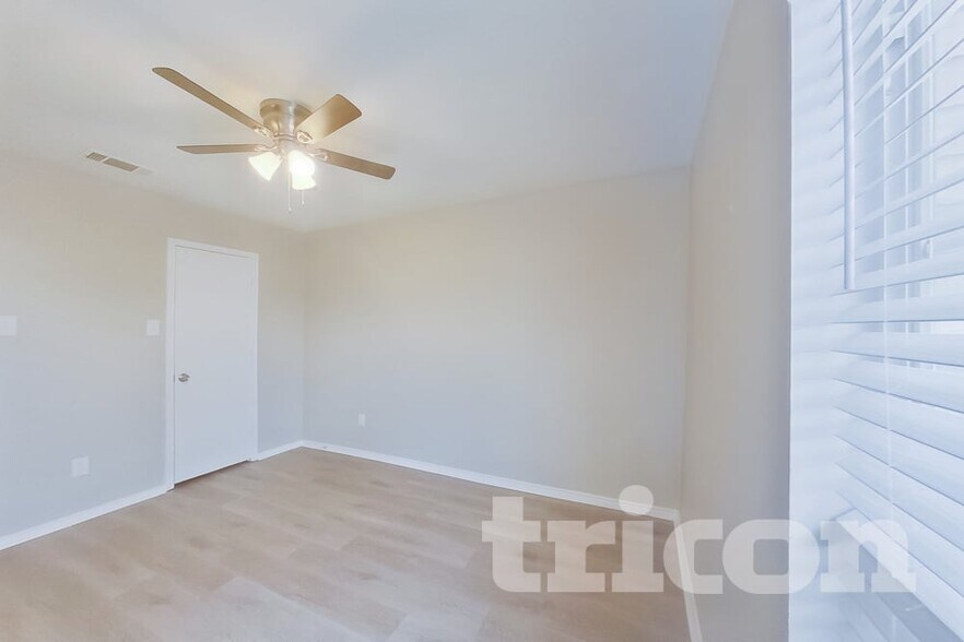 Building Photo - 1727 Oneal St