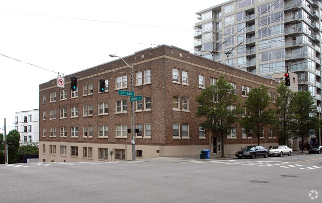 Primary Photo - Bremer Apartments