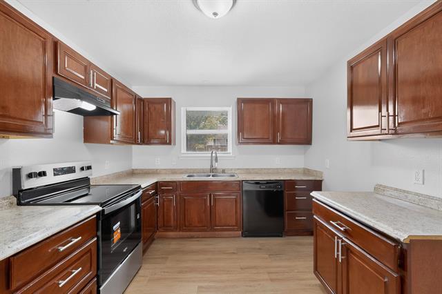 Building Photo - 4801 Hollowbrook Rd
