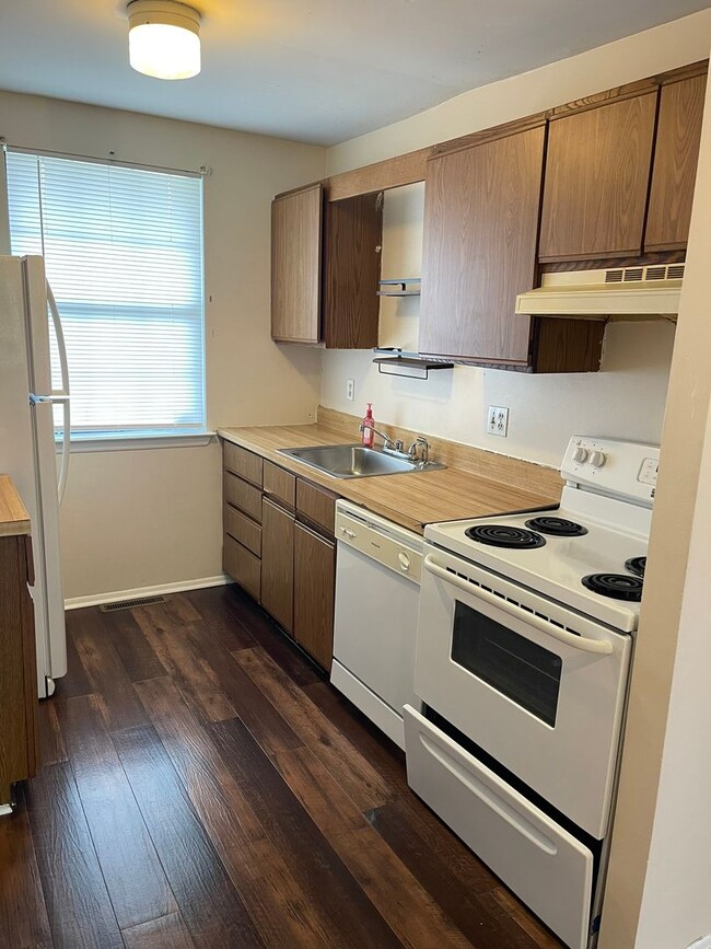 Building Photo - Single Family in Bear