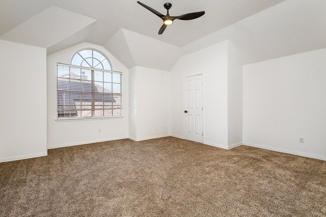 Building Photo - 2325 Flanders Ln