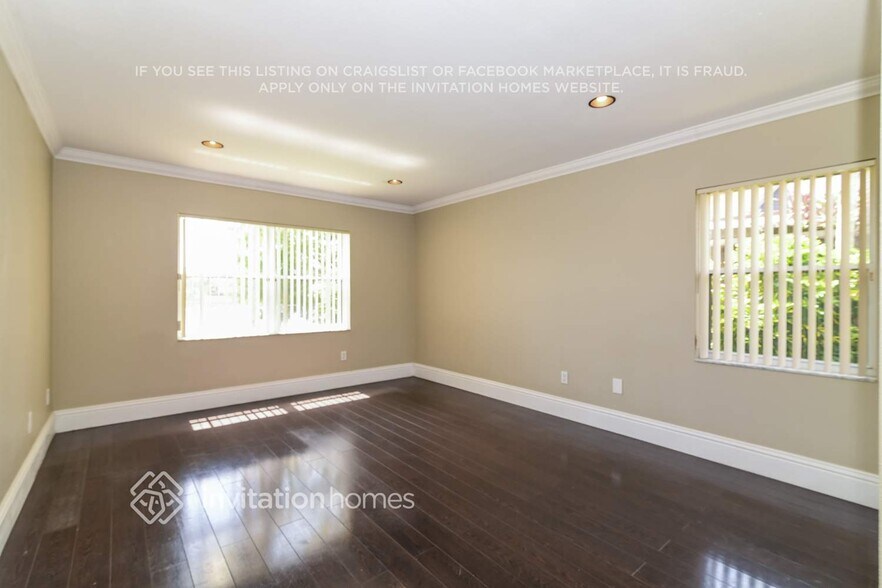 Building Photo - 6731 SW 155th Ave