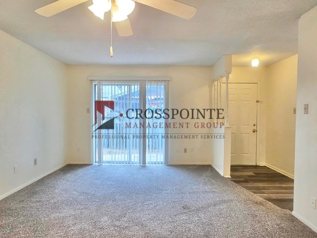 Building Photo - Tour Today! Cozy 3 Bedroom Unit!