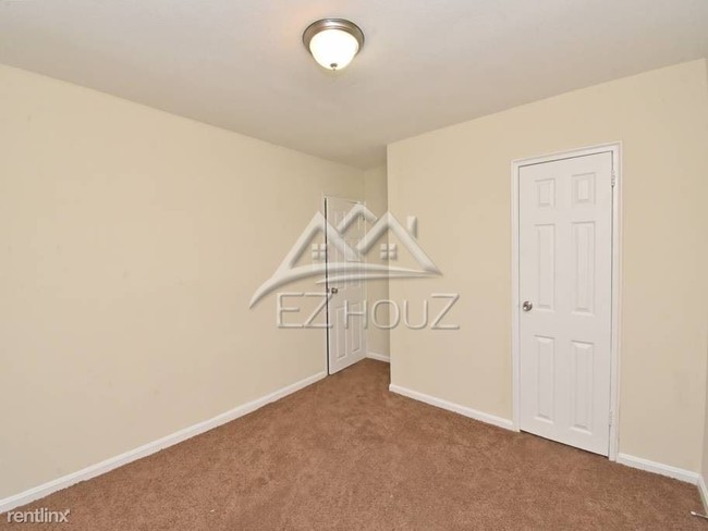 Building Photo - 2 br, 1 bath Apartment - 5109 Williston St,1