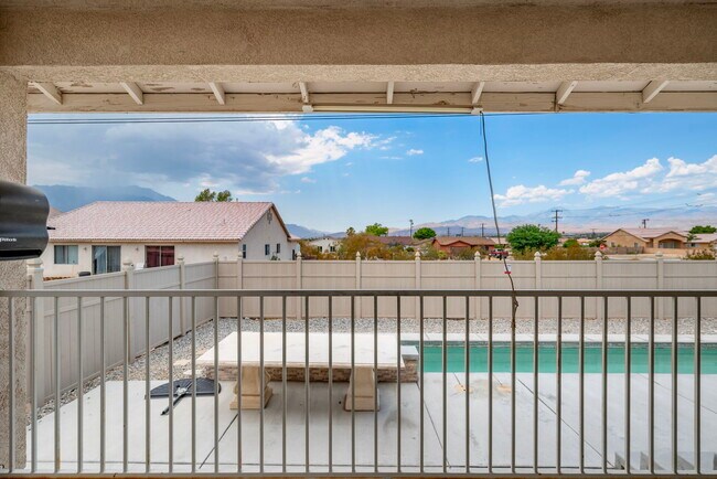 Building Photo - 16087 Bubbling Wells Rd