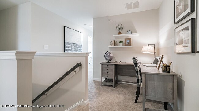 Building Photo - 10 Mantoloking Dr