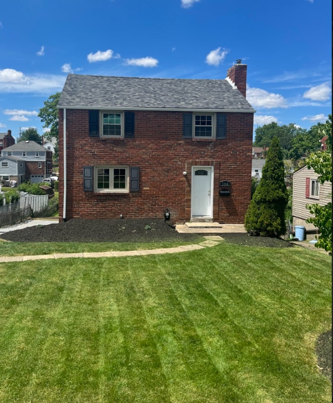 Primary Photo - 5368 Baptist Rd