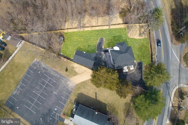 Building Photo - 9300 Riggs Rd