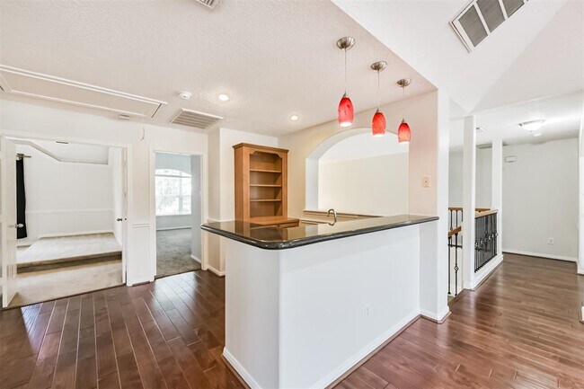 Building Photo - 11502 Bay Ledge Dr