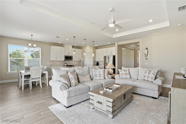 Building Photo - 11964 Molto Dr