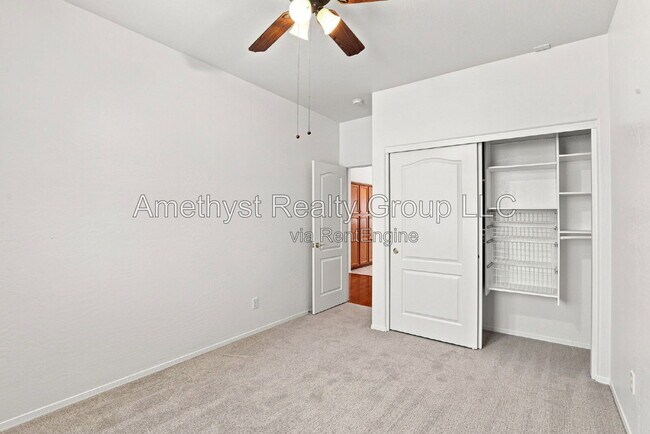 Building Photo - 7027 W Potter Dr
