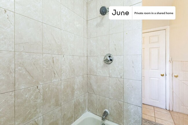 Building Photo - Room in Shared 5 bed/1.5 bath home in Harvard Square (Cambridge)