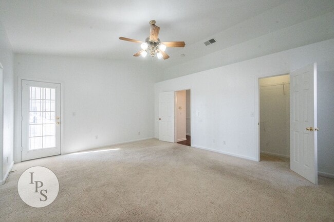 Building Photo - Fresno Westside Home, 3BR/2BA, Built 2002 ...