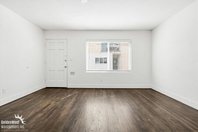 Building Photo - Updated 1Bdm 1Ba Home in San Diego!