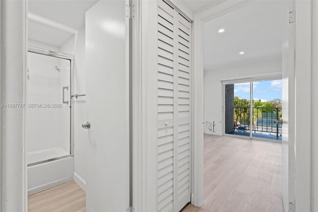 Building Photo - 7765 SW 86th St