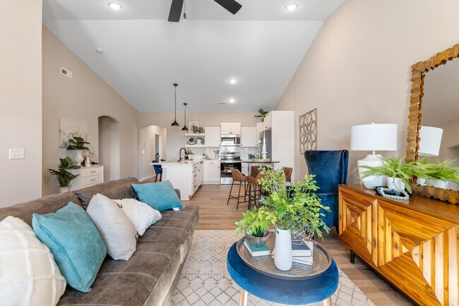 Building Photo - 12200 N Star St