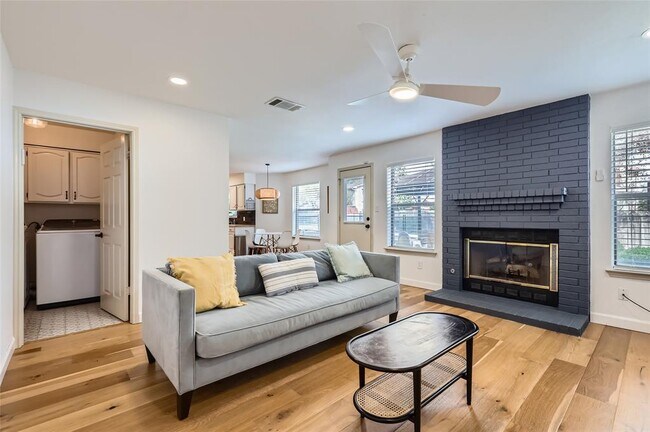 Building Photo - 13205 Kepler Cove