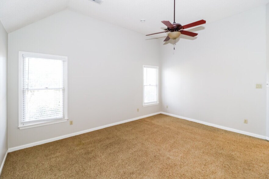 Building Photo - 1562 Appling Wood Cove N