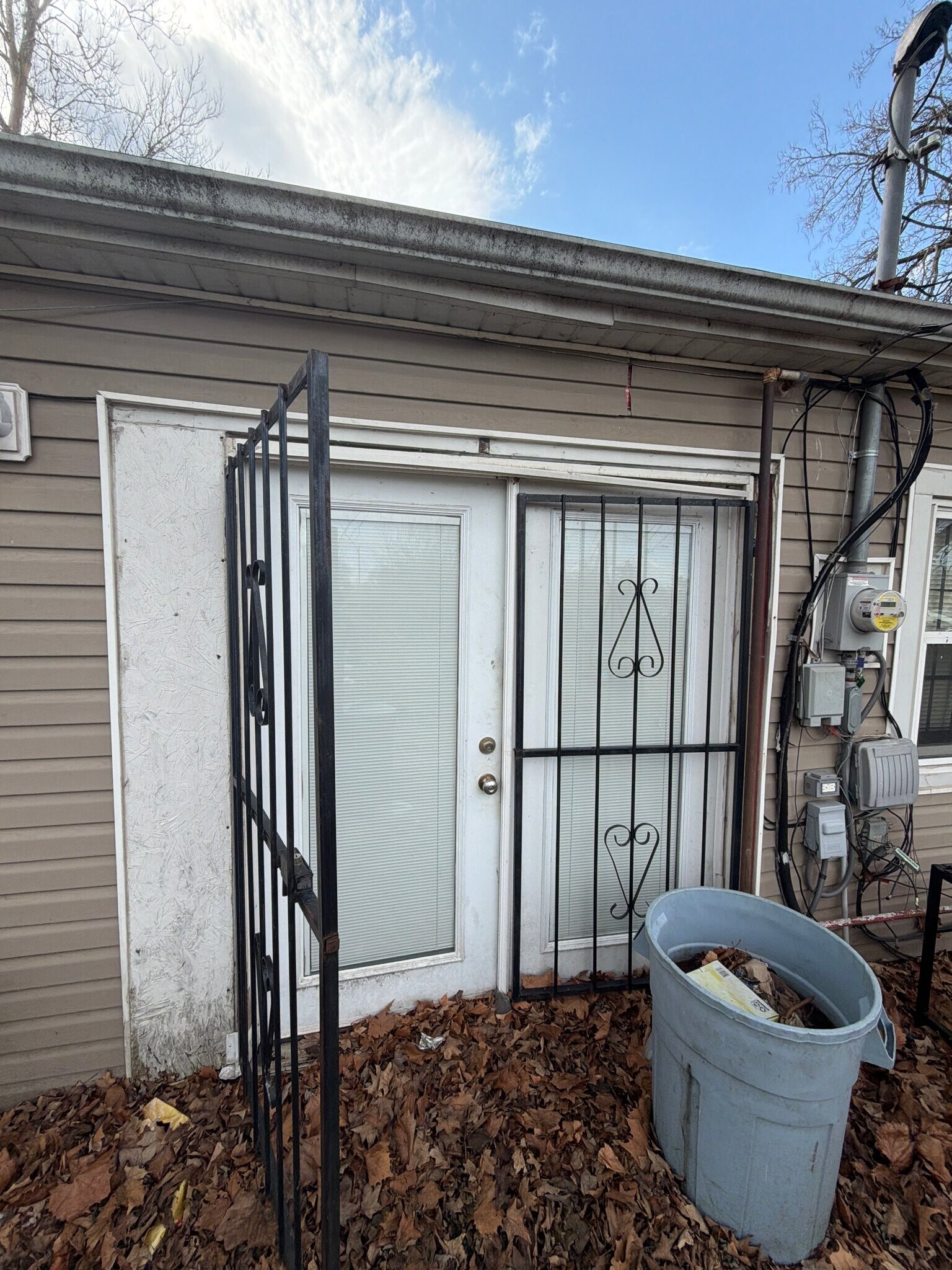 Building Photo - 7013 Edna St