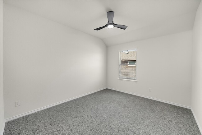 Building Photo - 1117 Goldfinch Dr