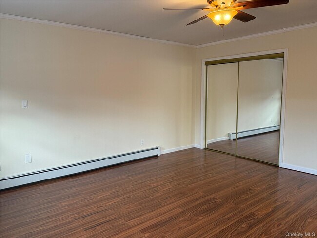 Building Photo - 14 Brookside Rd