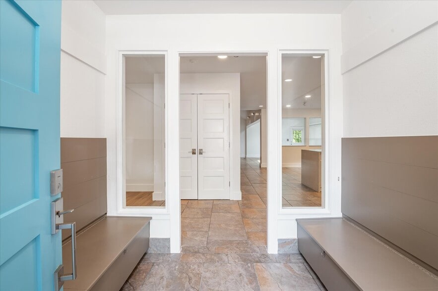 Entry Area with Custom Storage - 1836 19th St