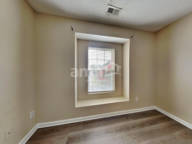 Building Photo - 1053 Kings Mountain Ln