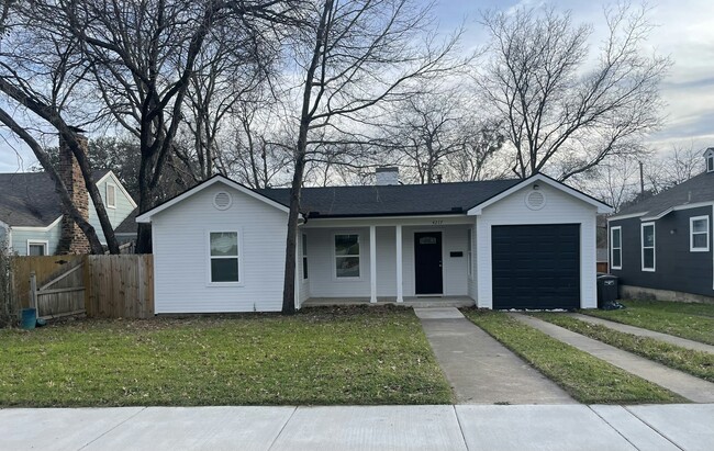 Building Photo - 4217 Curzon Ave