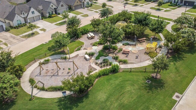 Building Photo - 2206 Forest Trace Ln