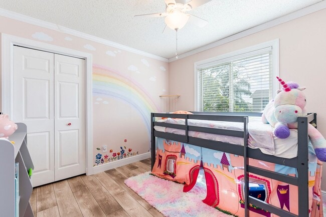 Building Photo - STUNNING 4-BED, 3-BATH HOME WITH SOLAR PANELS IN TAMPA, FL!