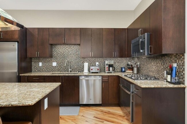 Building Photo - 1240 S 2nd St