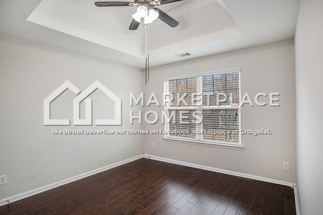 Building Photo - 91 Matador Way