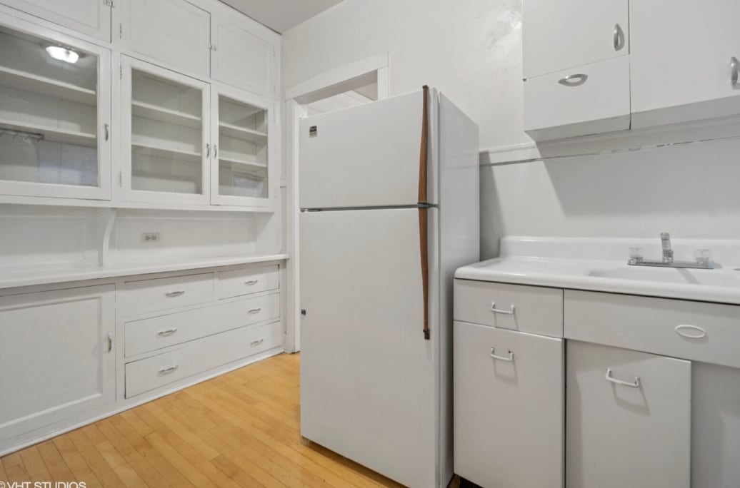 Building Photo - 1312 Oak Ave