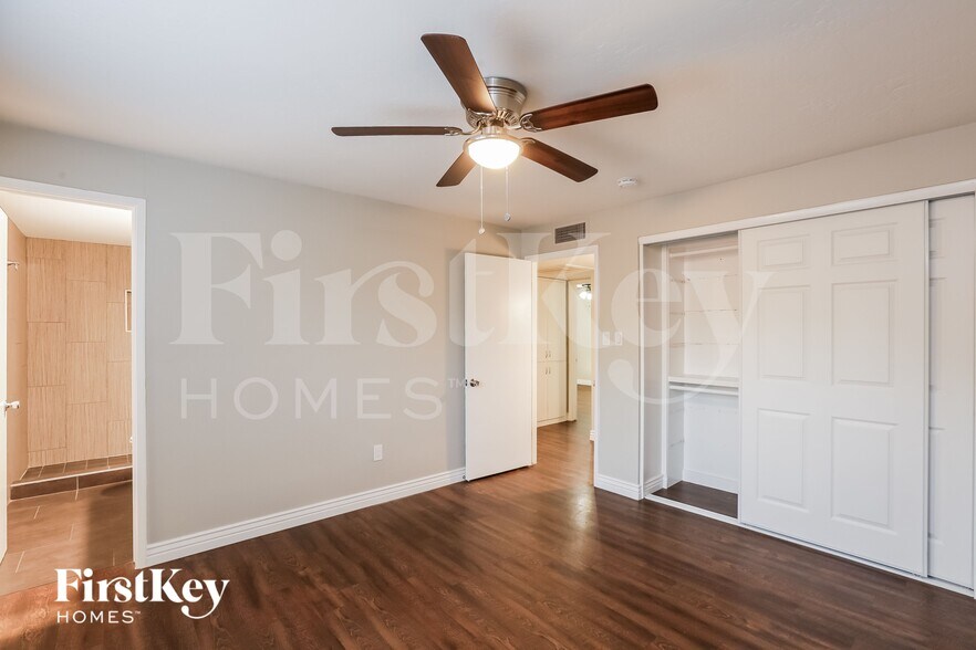 Building Photo - 13032 N 37th Way