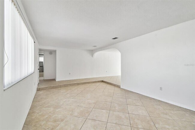 Building Photo - 3248 Rock Valley Dr