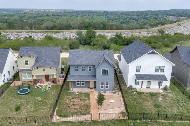 Building Photo - 418 Stagecoach Trail