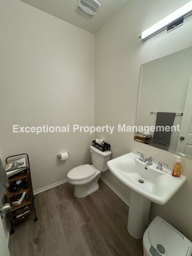 Building Photo - 7754 Haywood Pl