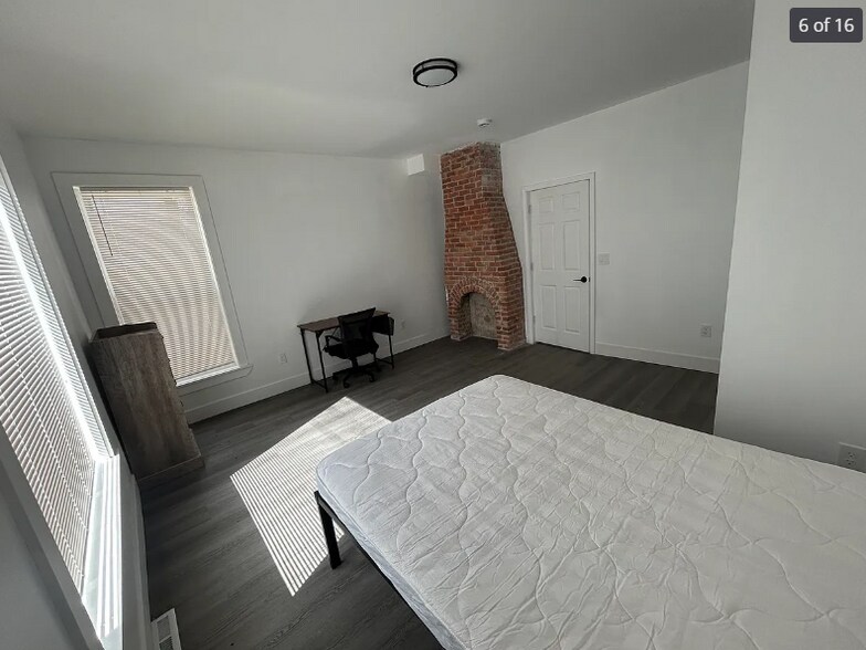 Building Photo - 94 Walnut St