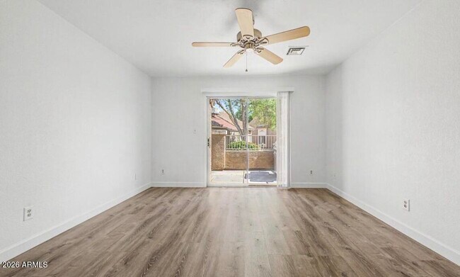 Building Photo - 7040 W Olive Ave