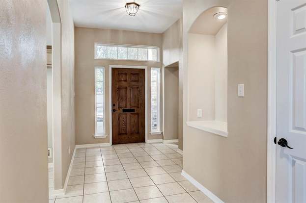 Building Photo - 2526 Lake Dale Ln