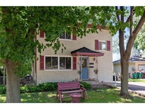 Building Photo - 3829 Lake Dr
