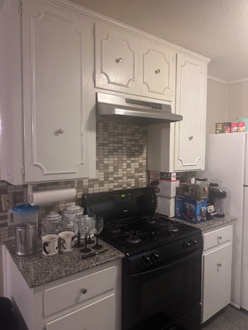 Building Photo - 2621 Norwich Dr