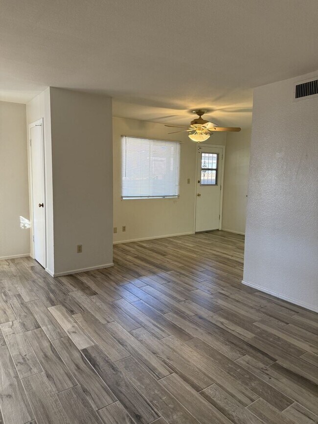 Building Photo - 2-bedroom,1 bath condo in Tempe